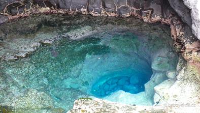 "Studna" v jeskyni u Buracony "Studna" v jeskyni u Buracony