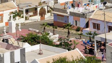 Severní předměstí Espargos Severní předměstí Espargos