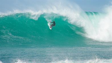 Vítr a vlny na Ponta Pretě Vítr a vlny na Ponta Pretě